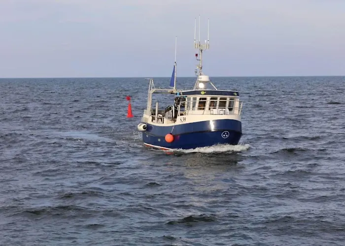 6 Person In Hadsund-by Traum